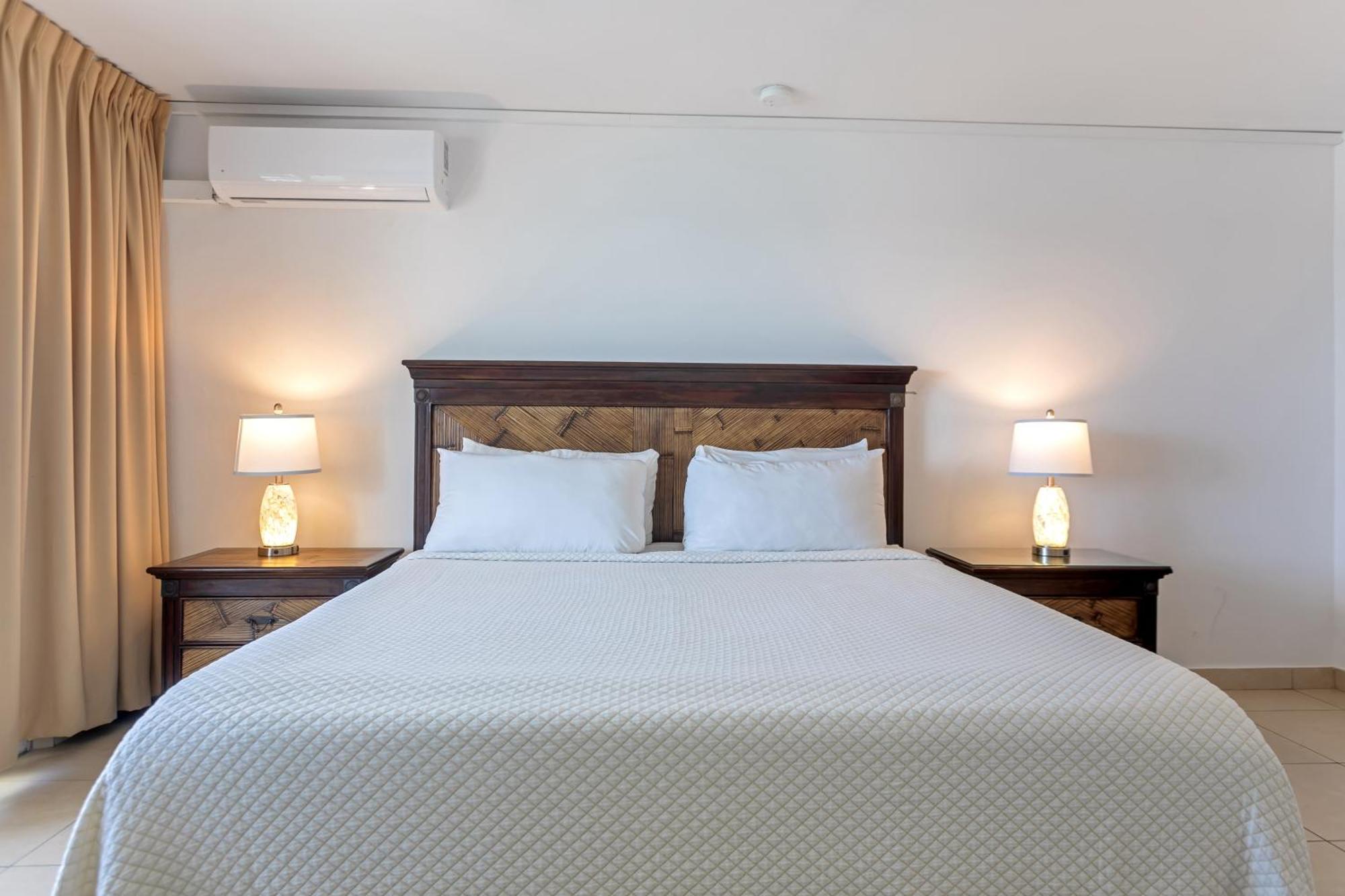 Maho Beach House - Sand Bar Condo - 1 Bedroom Suite Exterior foto